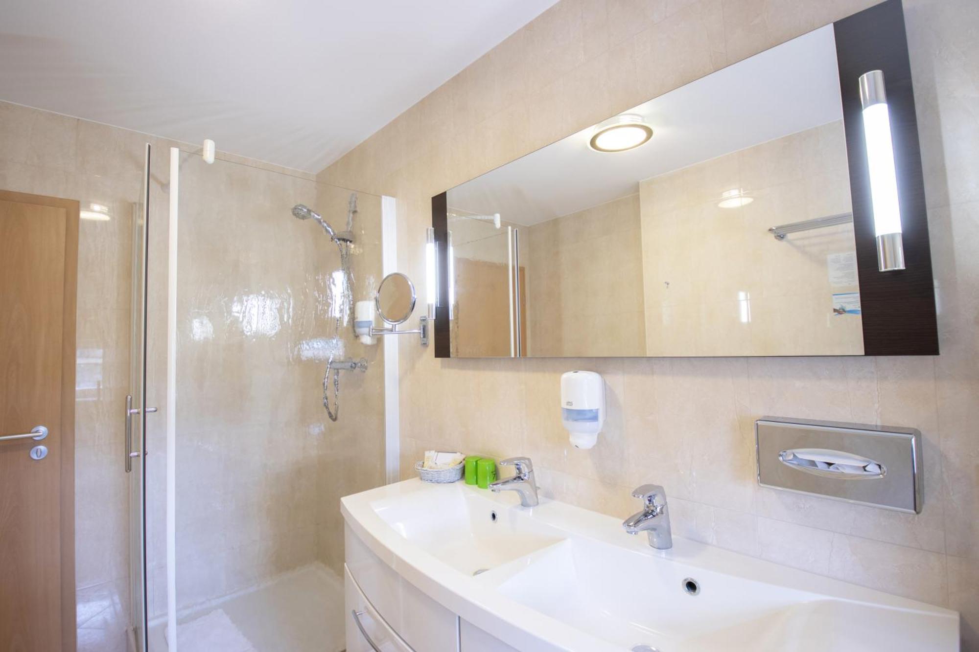 Seehotel גרוסרשן מראה חיצוני תמונה